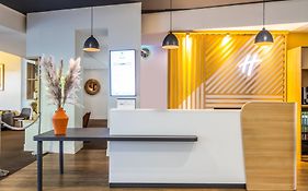 Holiday Inn Perpignan By Ihg